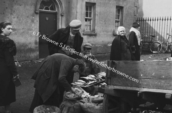 FISHMONGER IN STREET